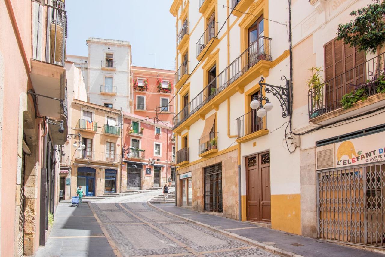 Apartamento En Plaza Sedassos Centro Historico Tarragona Exterior photo